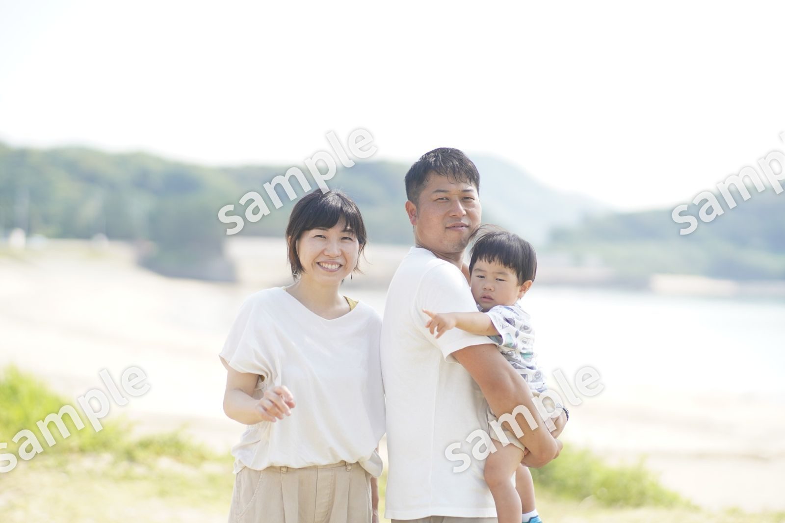 透かしが一面に入った、購入前のプレビュー画像